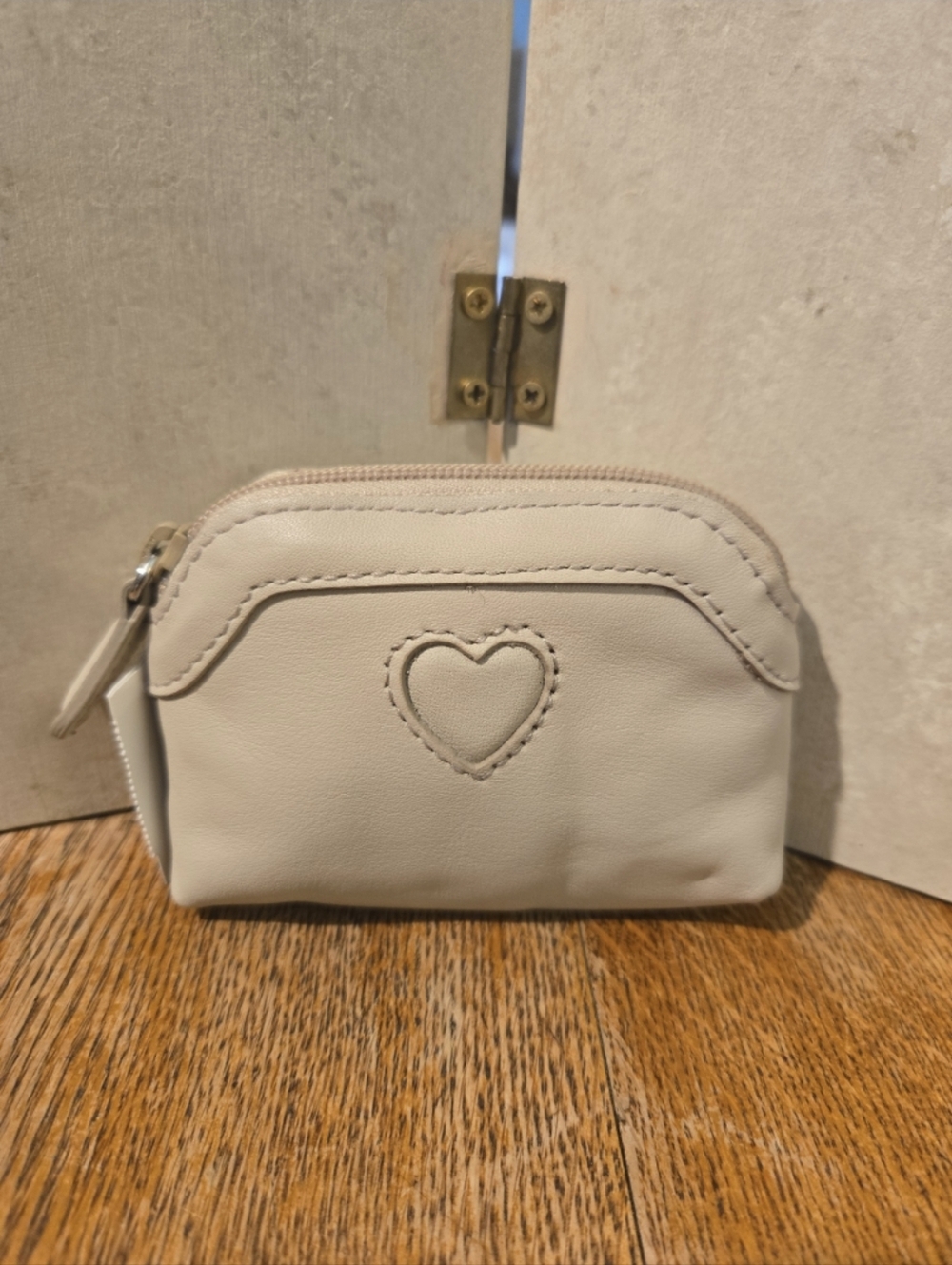 NWT, Ivory Brighton Zippered Pouch